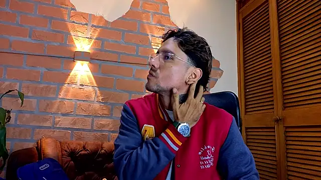 mister eithan online show from February 7, 2026, 2:26 am