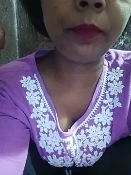 Snapshot of Ayesha_Khan1 chatting on June 18, 2026, 11:42 pm Ayesha Khan1 online show from June 18, 2026, 11:42 pm