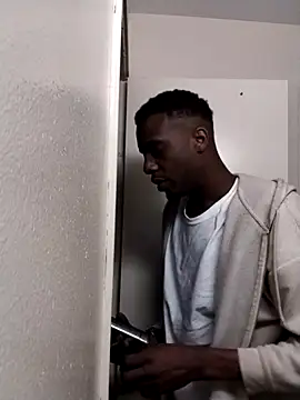 Snapshot of Kaanadrian chatting on February 14, 2026, 6:54 am Kaanadrian online show from February 14, 2026, 6:54 am