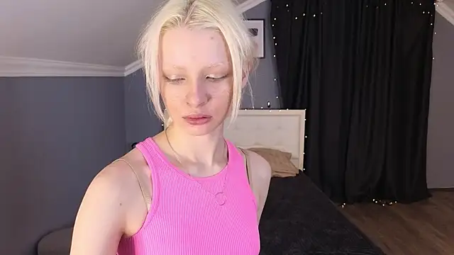 Naomi Demio online show from February 25, 2026, 9:19 am