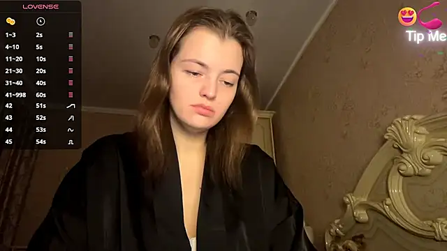 Snapshot of MistressBabe chatting on March 4, 2026, 5:41 pm MistressBabe online show from March 4, 2026, 5:41 pm