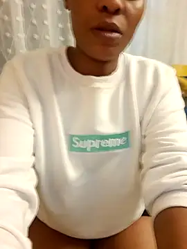 Barbieee1301 online show from February 22, 2026, 7:23 pm