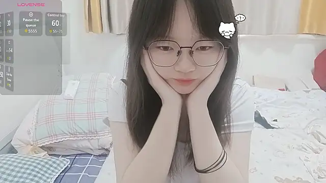 weiwei4999 online show from February 5, 2026, 7:13 am