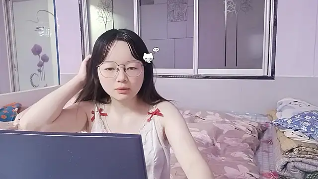 weiwei4999 online show from February 13, 2026, 9:05 am