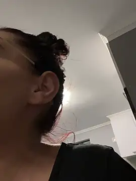 HiddendesireXO01 online show from February 12, 2026, 10:21 am