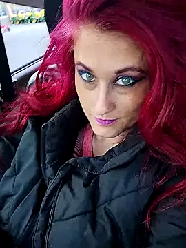 BusyB1983 online show from April 21, 2026, 1:06 pm