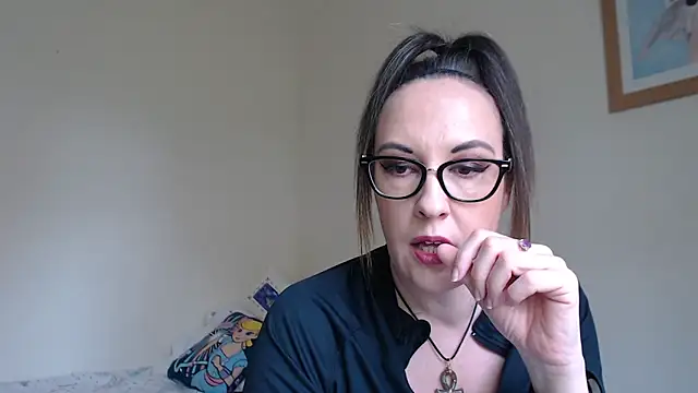PsychicDominatrix online show from April 9, 2026, 11:04 am