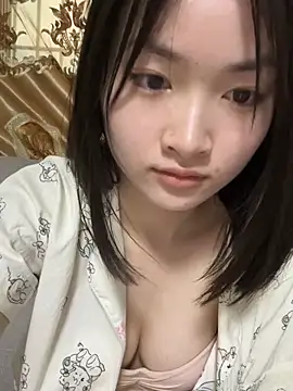 miaomiaou  online show from April 11, 2026, 10:03 pm