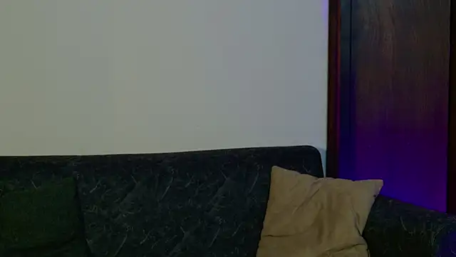 aramjones online show from March 12, 2026, 8:53 am