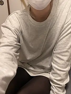 yui  yuichan online show from February 3, 2026, 2:33 pm