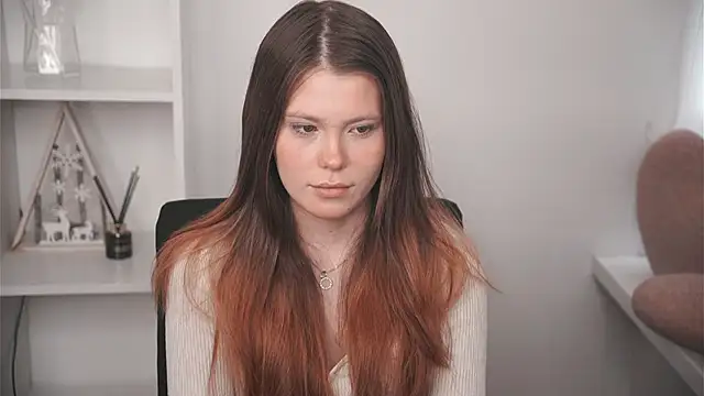 MarnieWootan online show from March 3, 2026, 4:40 am