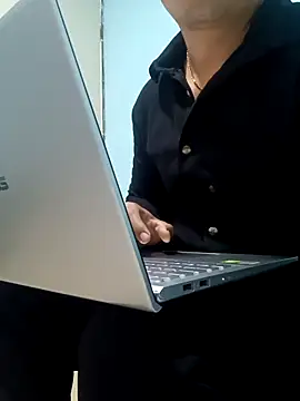 Ryzca online show from March 20, 2026, 10:36 pm