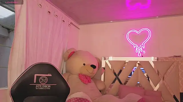 SABRIINA TAY online show from March 24, 2026, 11:37 am