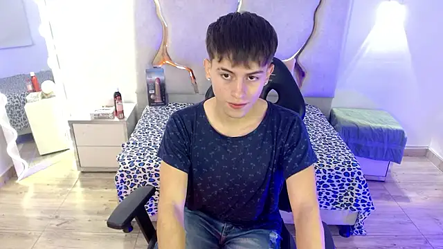 EVAN TAY online show from February 7, 2026, 2:48 am