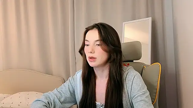 Snapshot of ssandralovin chatting on February 17, 2026, 7:53 pm ssandralovin online show from February 17, 2026, 7:53 pm