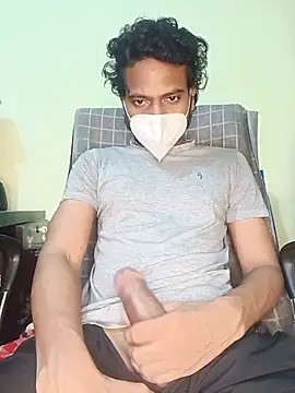Snapshot of Lovable_dude chatting on July 5, 2026, 7:54 pm Lovable dude online show from July 5, 2026, 7:54 pm