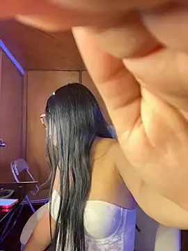 Violetta pinkk1 online show from March 4, 2026, 4:29 am