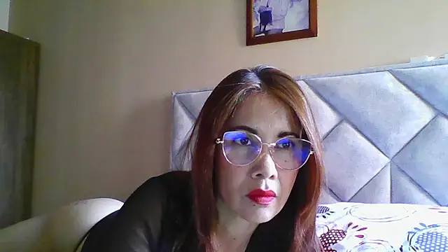 Snapshot of camila_star10 chatting on June 4, 2026, 3:40 pm camila star10 online show from June 4, 2026, 3:40 pm