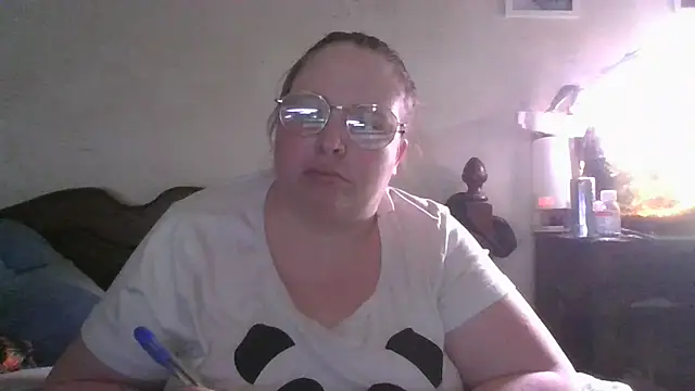 Sarahtjeuh  online show from February 22, 2026, 11:36 pm