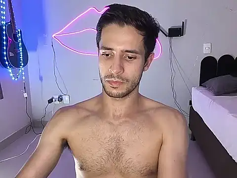 Snapshot of Cshunderlick chatting on February 5, 2026, 1:32 am Cshunderlick online show from February 5, 2026, 1:32 am