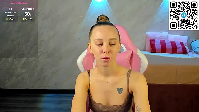 Tesssa Young online show from February 7, 2026, 12:58 am