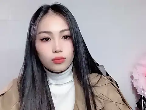 Thuy79 online show from February 14, 2026, 2:25 pm