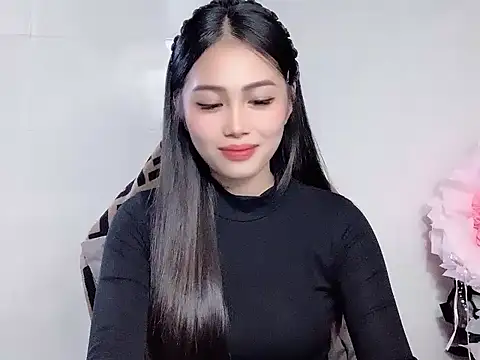 Thuy79 online show from February 15, 2026, 2:58 pm