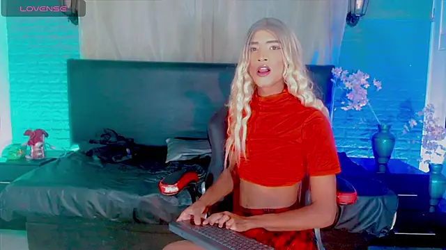 Samantha Ortega  online show from February 9, 2026, 11:47 am