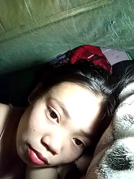 Snapshot of derylove_ chatting on March 3, 2026, 4:02 pm derylove online show from March 3, 2026, 4:02 pm