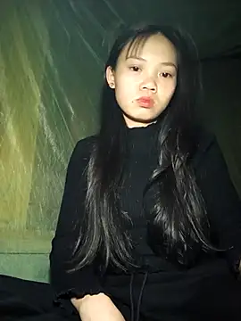 Snapshot of derylove_ chatting on March 4, 2026, 2:56 pm derylove online show from March 4, 2026, 2:56 pm