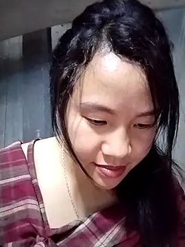 Lymimi online show from April 17, 2026, 2:31 pm