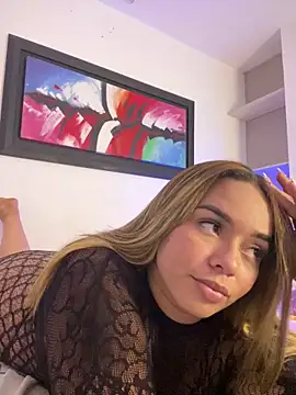 Kira Spiicy online show from February 26, 2026, 1:43 pm