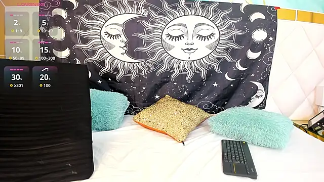 Snapshot of zanyx_ chatting on February 18, 2026, 3:30 pm zanyx online show from February 18, 2026, 3:30 pm