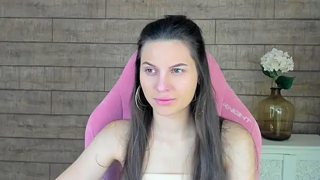 AliceVersal online show from February 6, 2026, 4:28 am