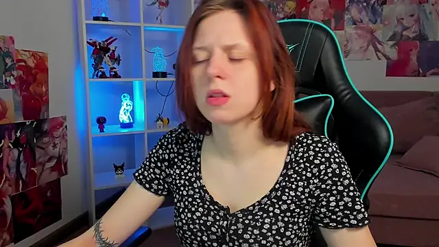 Snapshot of FreyaVey chatting on March 5, 2026, 5:14 am FreyaVey online show from March 5, 2026, 5:14 am