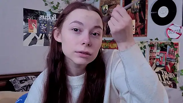 Snapshot of BuenaSchmaling chatting on February 18, 2026, 10:55 am BuenaSchmaling online show from February 18, 2026, 10:55 am