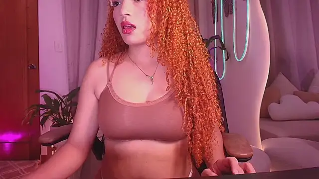  lindapynk  online show from February 13, 2026, 8:49 pm