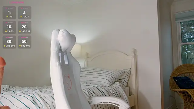 naughtytilly online show from January 12, 2025, 9:40 pm