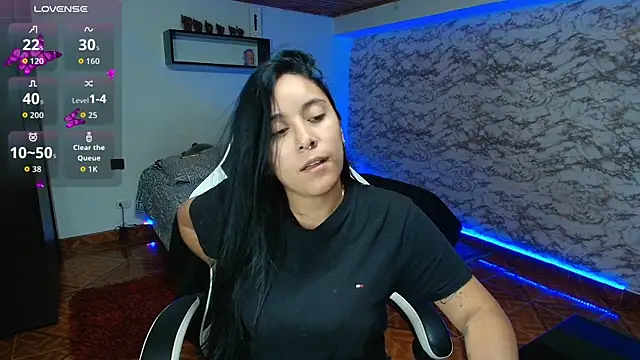 Camila IRoose online show from July 21, 2026, 9:17 pm
