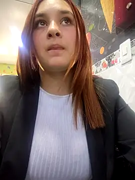 Snapshot of katty_42 chatting on March 3, 2026, 9:42 pm katty 42 online show from March 3, 2026, 9:42 pm