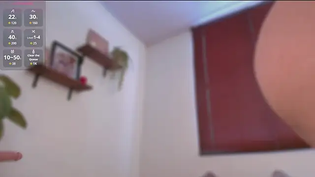 Snapshot of kittysophie_ chatting on April 28, 2026, 8:36 pm kittysophie online show from April 28, 2026, 8:36 pm