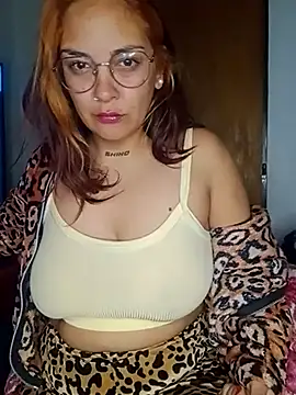 kuramaqueen online show from July 7, 2026, 4:26 am