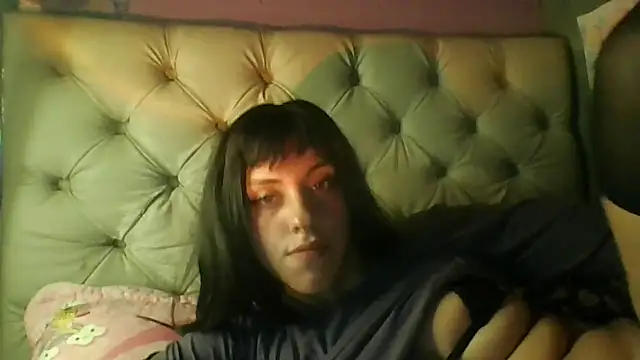 Snapshot of mimi_miauu chatting on May 6, 2026, 3:24 am mimi miauu online show from May 6, 2026, 3:24 am