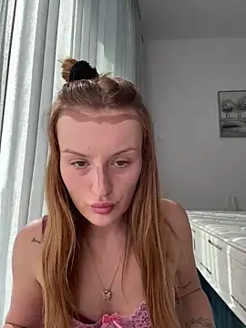 madlynn online show from March 5, 2026, 8:21 am