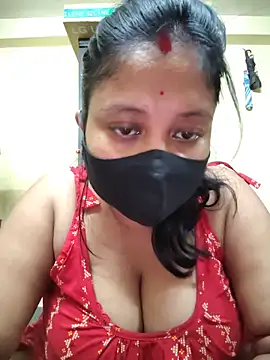 Curvy Trisha online show from June 7, 2026, 4:44 pm