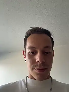 AxelMuller online show from February 27, 2026, 12:49 pm