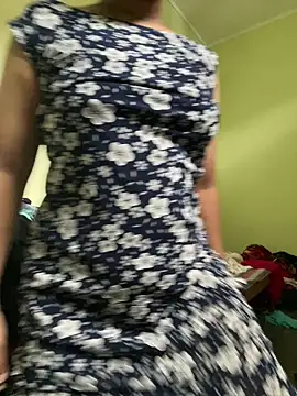 exoticshruti online show from May 3, 2026, 5:57 am