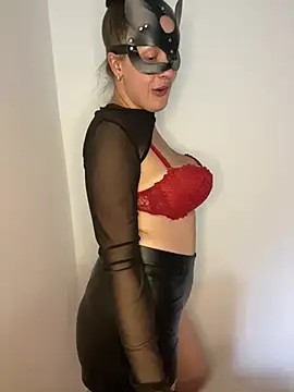 Snapshot of Mishelxxx2 chatting on July 23, 2026, 6:33 am Mishelxxx2 online show from July 23, 2026, 6:33 am