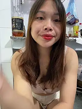 Emxinhka1 online show from July 11, 2026, 3:15 pm