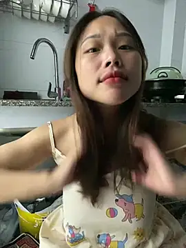 Emxinhka1 online show from July 31, 2026, 4:17 pm